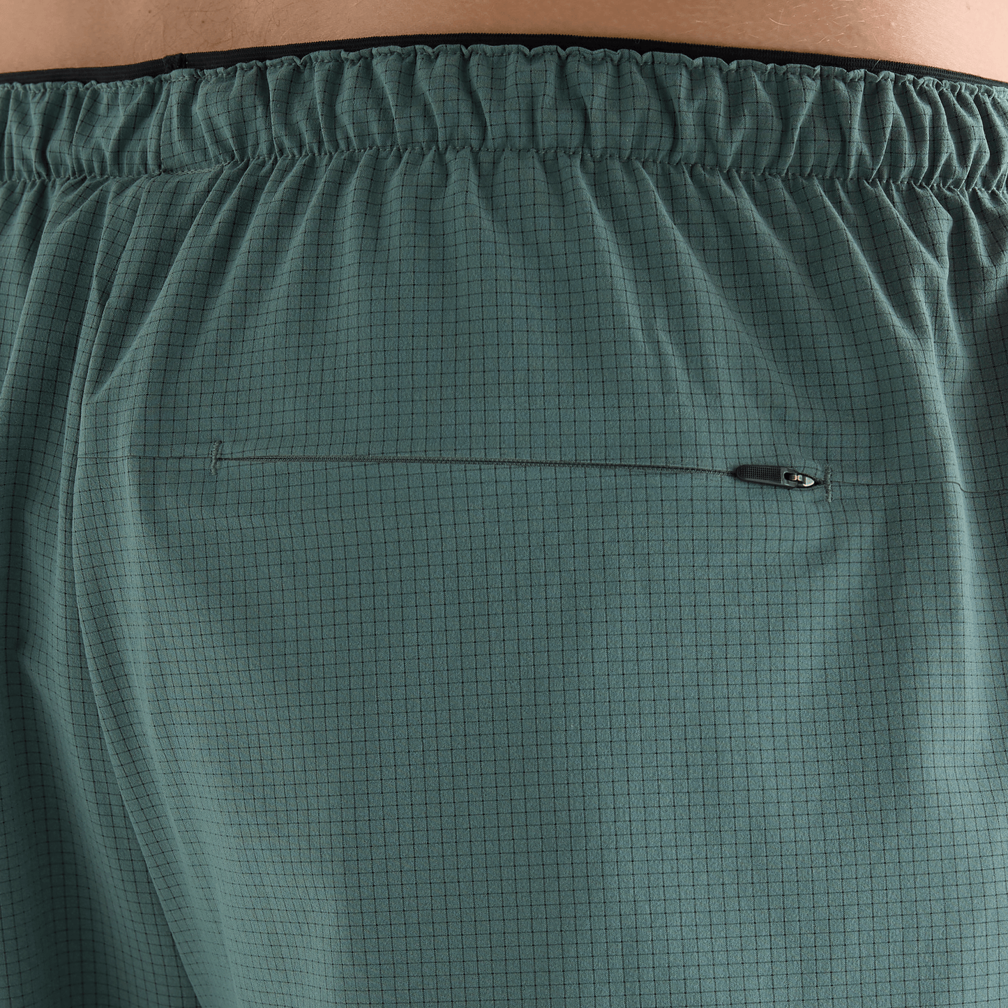 Men's Balsam Light Lined Short 7" Back Zipper Pocket Angle