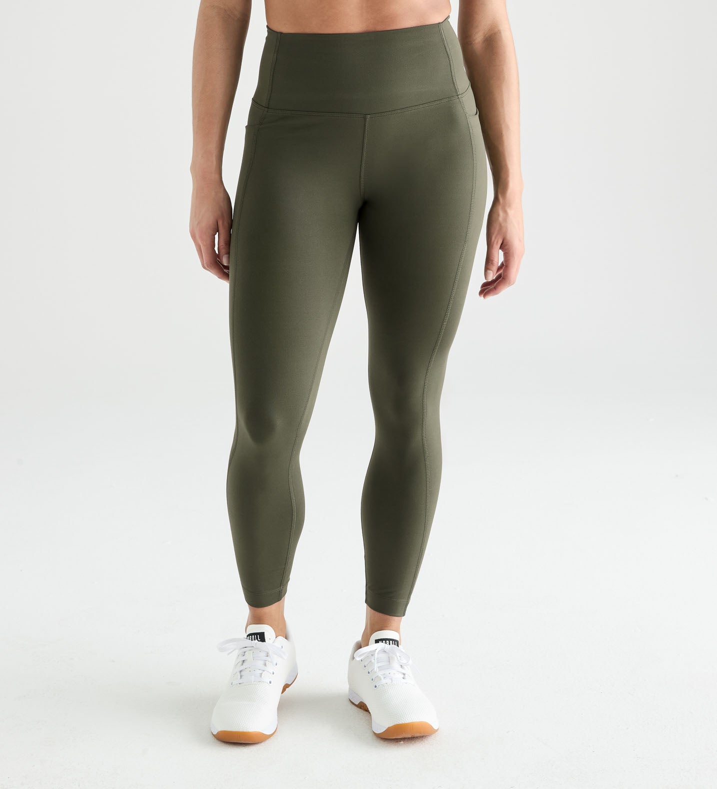 Lululemon Pocket Leggings in Army Green Size 8 (Fits UK12/14), Women's  Fashion, Activewear on Carousell