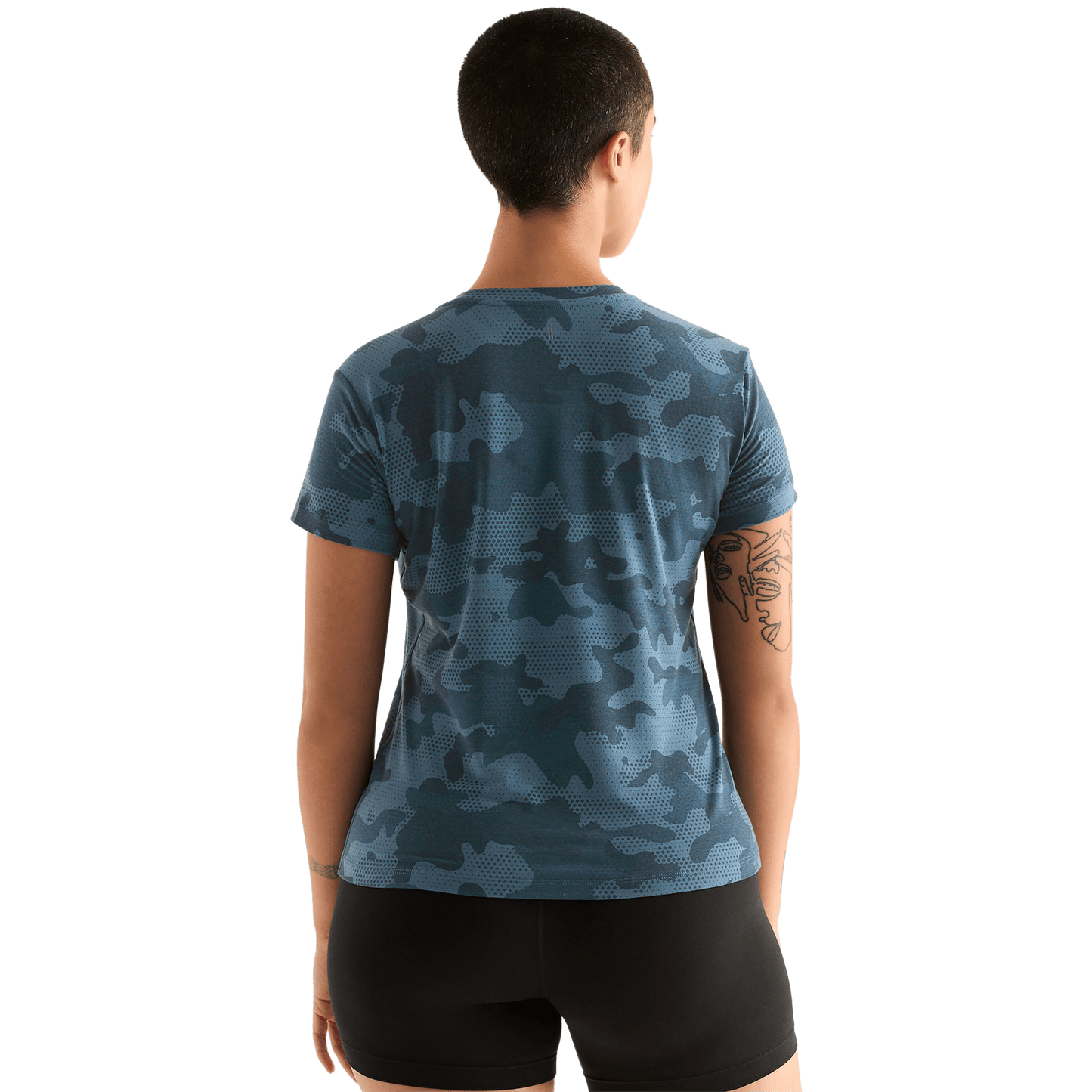 NOBULL Apparel Women's Camo NOBULL Tee