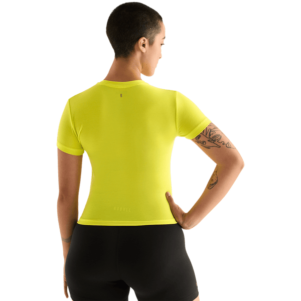 NOBULL Apparel Women's NOBULL Fitted Tee