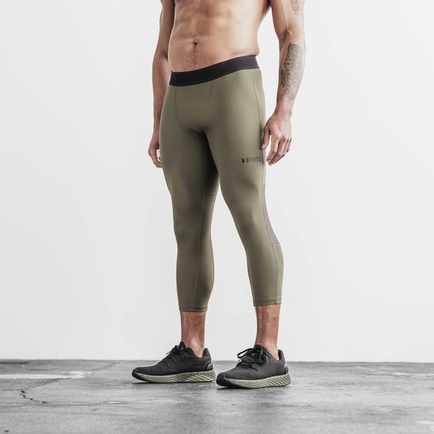Arctic White Camouflage Compression Lycra Tights for Man