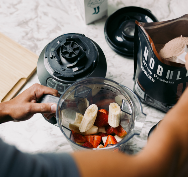 Smoothie Guide 101: How to Build Healthy, Easy Smoothies That (Actually) Fuel Your Day