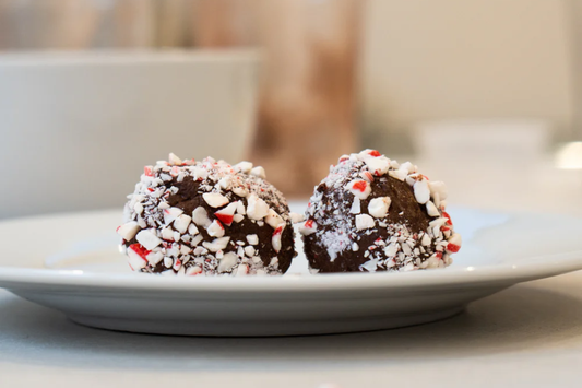 Peppermint Chocolate Protein Bites