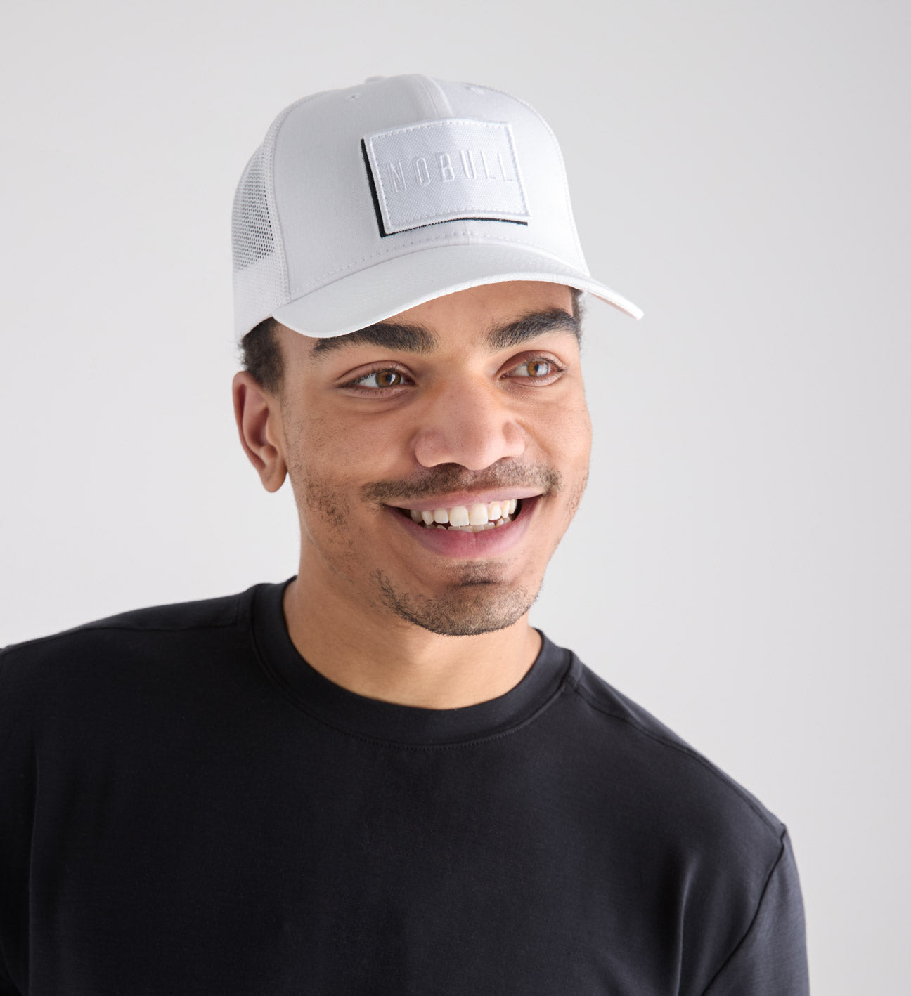 NOBULL Patch Curved-Brim Trucker| White | NOBULL