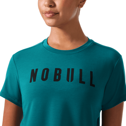 Women's Gulf Coast NOBULL Boxy Tee Front Detail Angle.