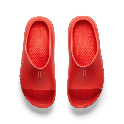 Cayenne Recharge Slide Shoe Overhead Angle.