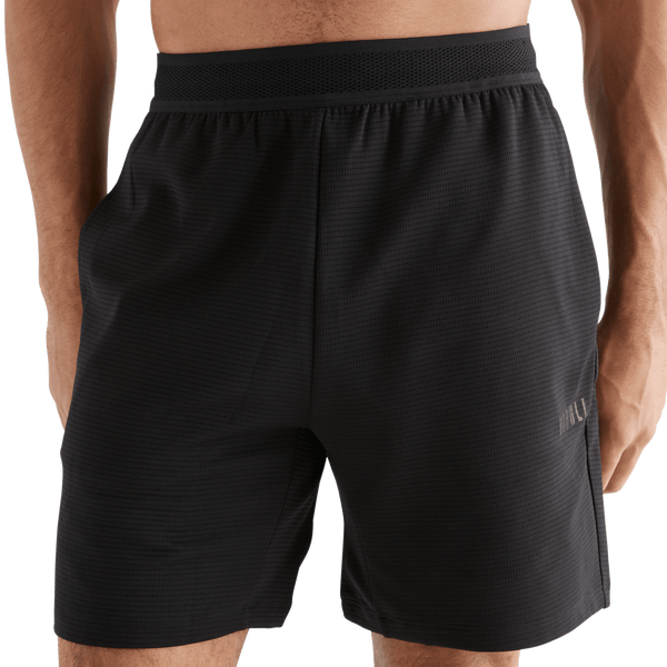 Men's Black Textured Knit Short 7" Front Angle