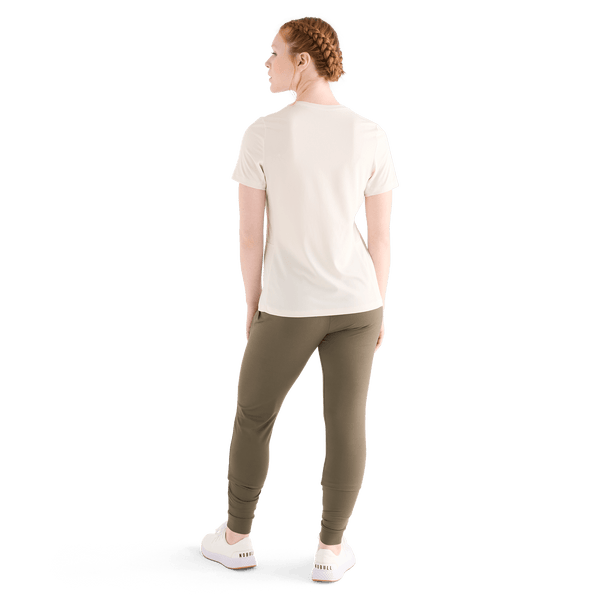 Women's Vapor Deltapeak® Micro Textured Tee Back Full Body Angle