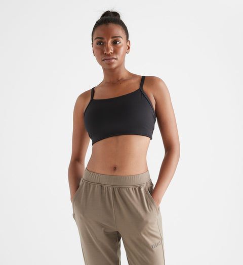 Contrast Underband Sports Bra with V Back Strap Detail