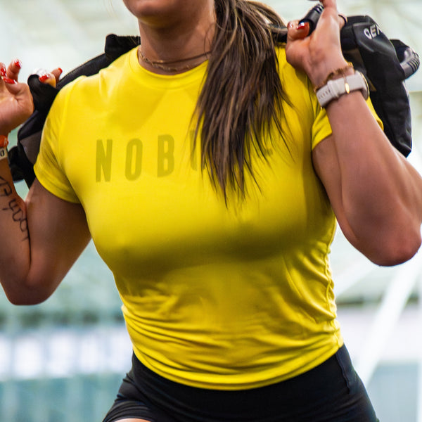 NOBULL Apparel Women's NOBULL Fitted Tee