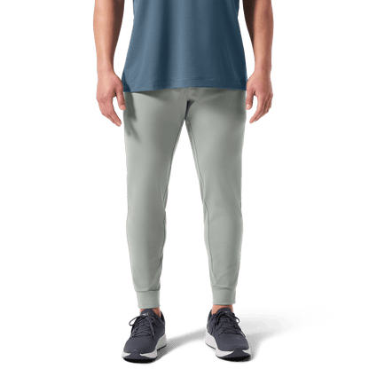 Fog Men's Public Rec Gamechanger Jogger Lower Body Angle.