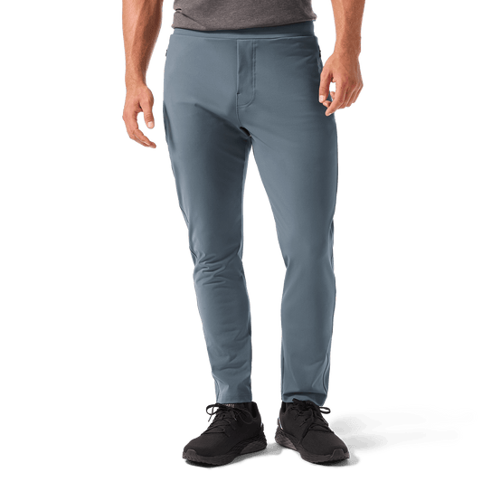 Men's Storm Cloud Gamechanger Rec Pant On Body Waist Down Angle.