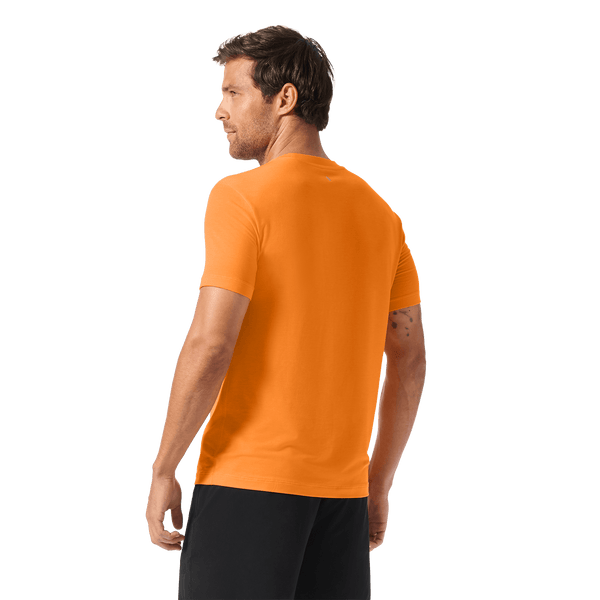 Men's Flare NOBULL Tee Back Waist Up Angle.