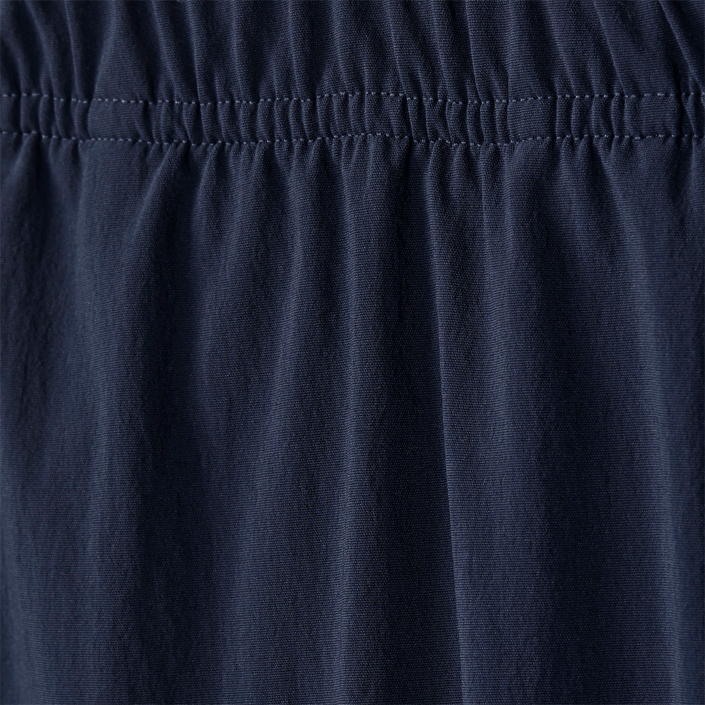 Men's Night Navy NOBULL Rep Short Macro Detail Angle.
