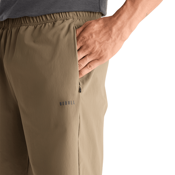 Men's Fallen Rock Rep Short 8" Pocket Detail Angle.