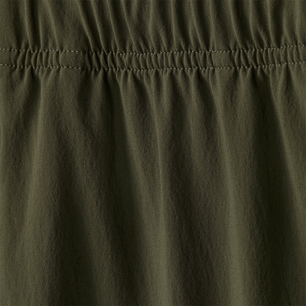 Men's Dark Army NOBULL Rep Short 8" Macro Detail Shot.