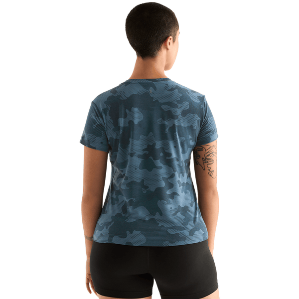 NOBULL Apparel Women's Camo NOBULL Tee