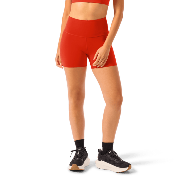 Women's Cayenne High-Rise Drive Short 4" Front Lower Body Angle.