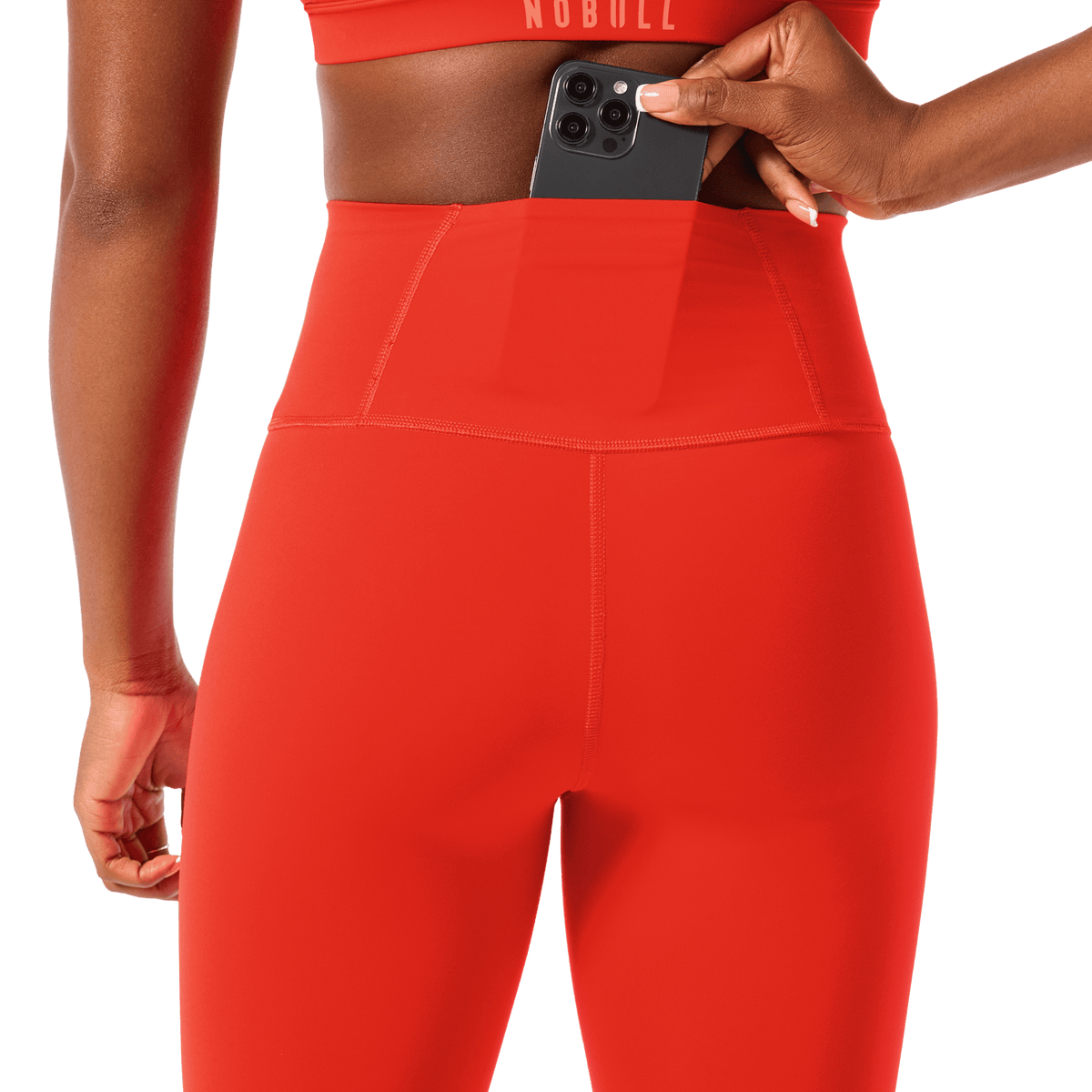 Women's Cayenne High-Rise Drive Tight 25" Back Pocket Angle.