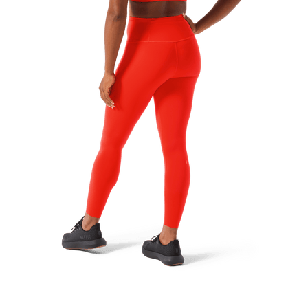 Women's Cayenne High-Rise Drive Tight 25" Back Lower Body Angle.