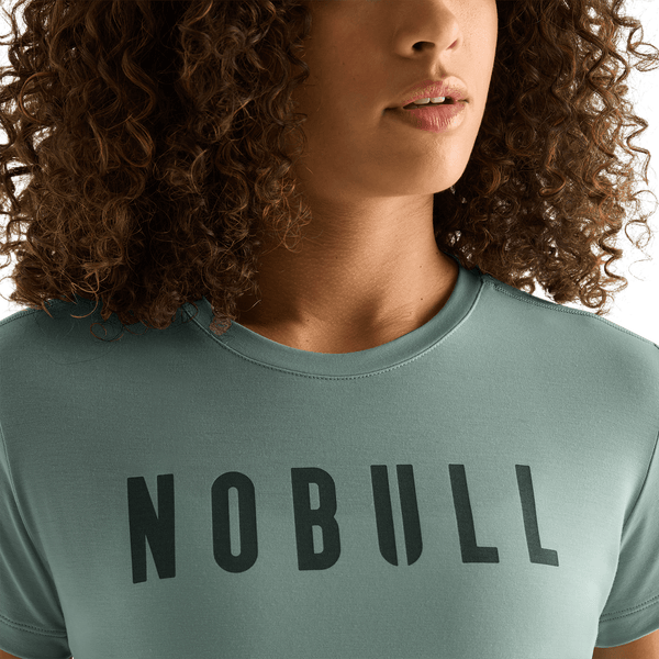 NOBULL Apparel Women's NOBULL Tee