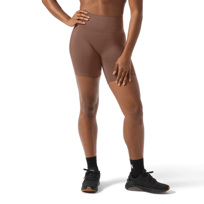 Women's Acorn U High-Rise Matte Short 6" Front Lower Body Angle.