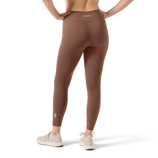 Women's Acorn U High-Rise Matte Tight 28" Back Lower Body Angle.