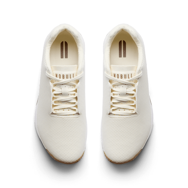 Mineral White Gum Outwork Edge Overhead Angle.