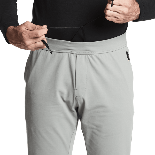 Men's Fog Gamechanger 5 Pocket Jogger Front Drawstring Angle.