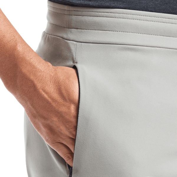 Men's Fog Gamechanger Rec Pant Pocket Detail Angle.