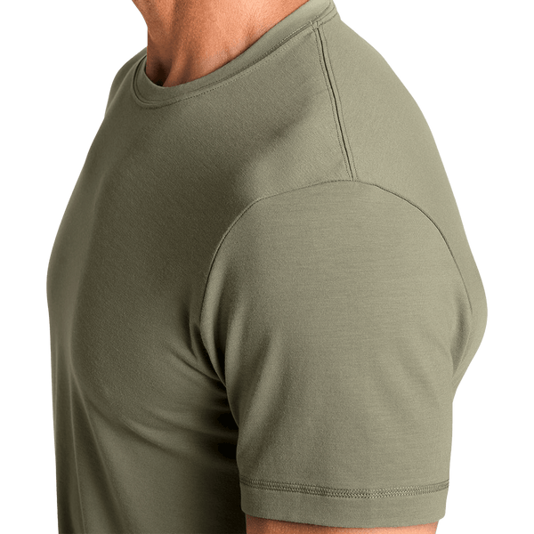 Men's Cypress Adapt Tee Shirt Detail Angle.